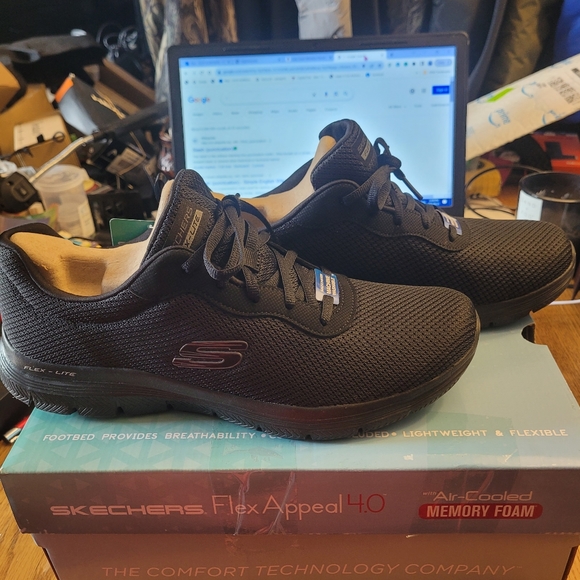 Men's (OR UNISEX) Sneakers - Picture 5 of 10